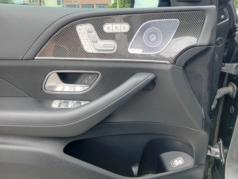 Mercedes-Benz GLE 53 4MATIC AMG/4 MATIC/designo, снимка 14 - Автомобили и джипове - 52848719