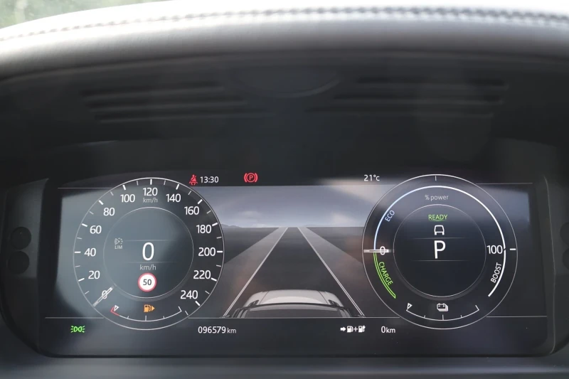 Land Rover Range Rover Sport P400e * PANO* Lane keeping* Meridian* , снимка 8 - Автомобили и джипове - 52627783