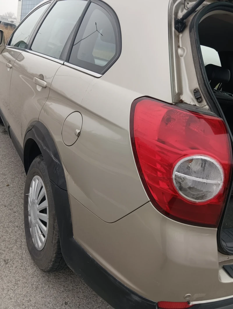Chevrolet Captiva Бензин/газ, снимка 7 - Автомобили и джипове - 53195581