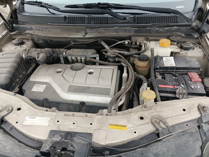 Chevrolet Captiva Бензин/газ, снимка 2 - Автомобили и джипове - 53195581