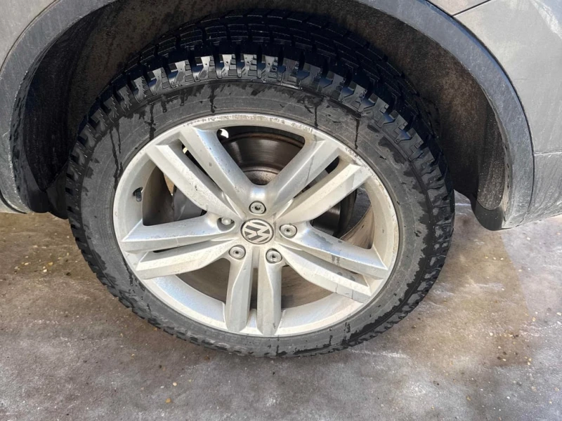 VW Touareg * 4dr TDI * CARFAX * ЦЕНА ДО БГ, снимка 6 - Автомобили и джипове - 53383391