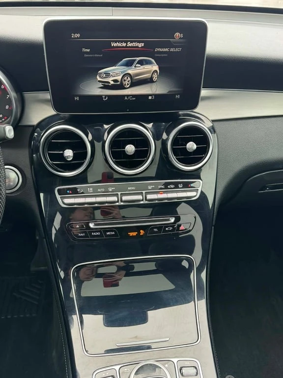 Mercedes-Benz GLC * 300 * CARFAX * , снимка 9 - Автомобили и джипове - 53035697