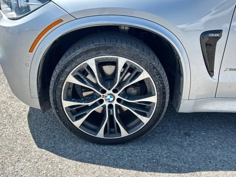 BMW X5 * xDrive50i * HUD * DIGITAL * PANO * CARFAX, снимка 7 - Автомобили и джипове - 55435390