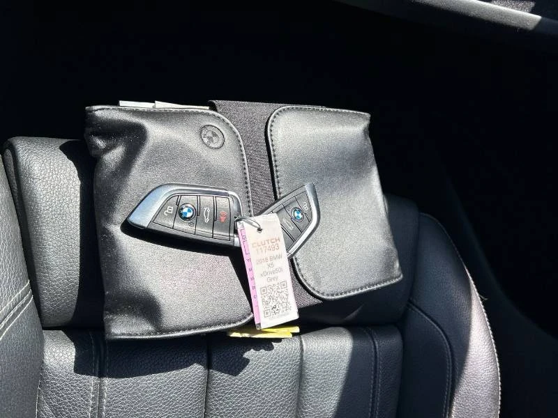 BMW X5 * xDrive50i * HUD * DIGITAL * PANO * CARFAX, снимка 13 - Автомобили и джипове - 55435390