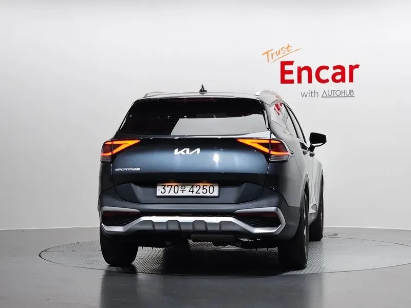 Kia Sportage Generation Diesel 2.0 2Wd Prestige, снимка 4 - Автомобили и джипове - 56126374