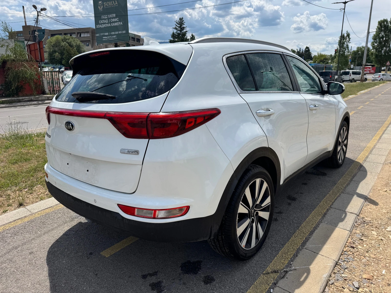 Kia Sportage 1.7CRDI-AUTO-NAVI, снимка 7 - Автомобили и джипове - 46535128