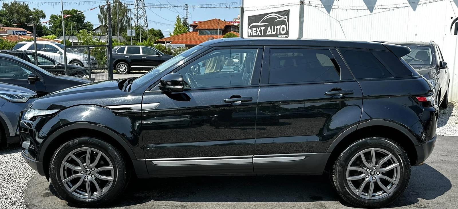 Land Rover Range Rover Evoque SPORT 2.0i 241HP PANO CAMERA SWISS - изображение 8
