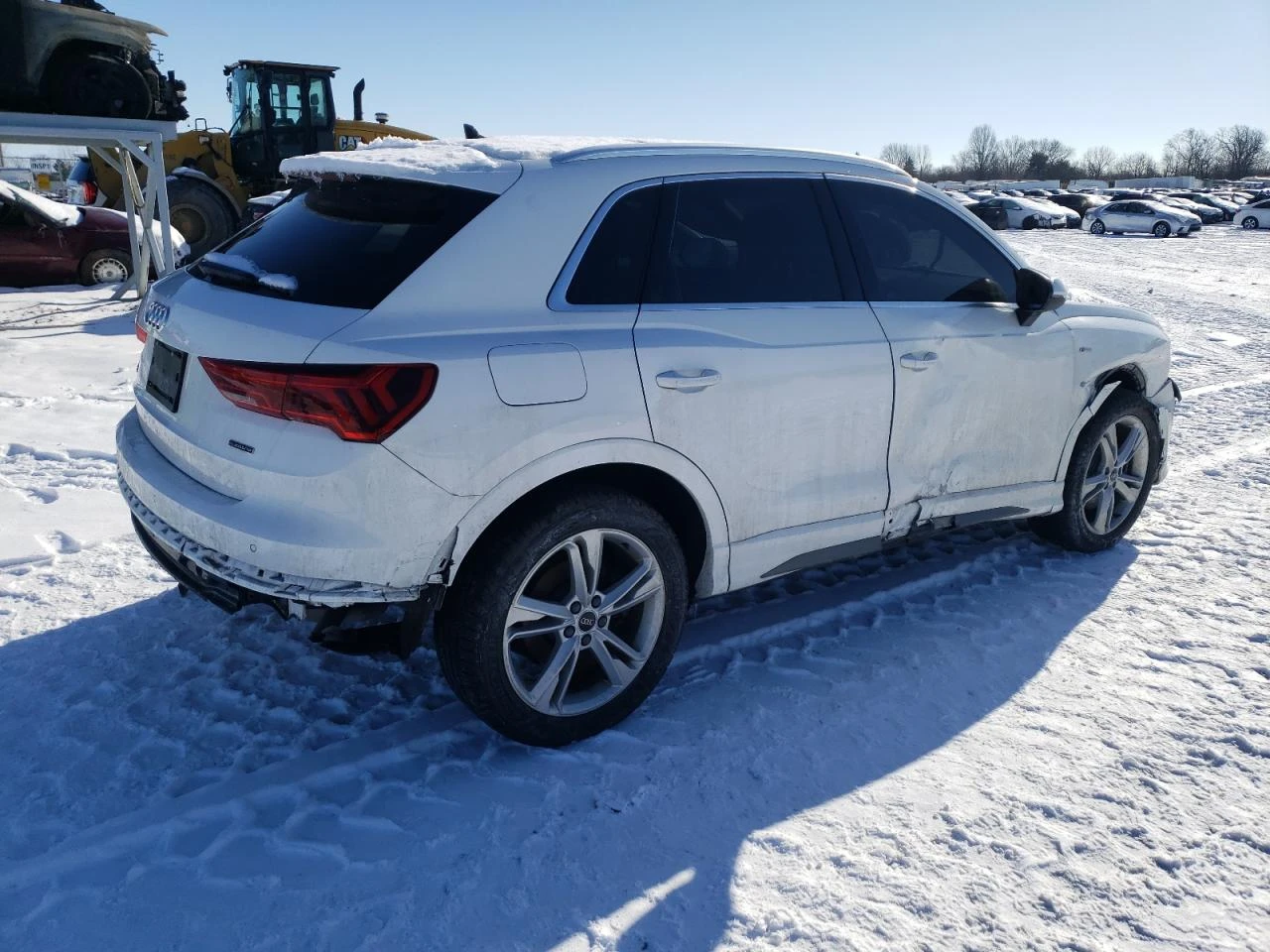 Audi Q3 PREMIUM PLUS S-LINE 45TFSI - изображение 3