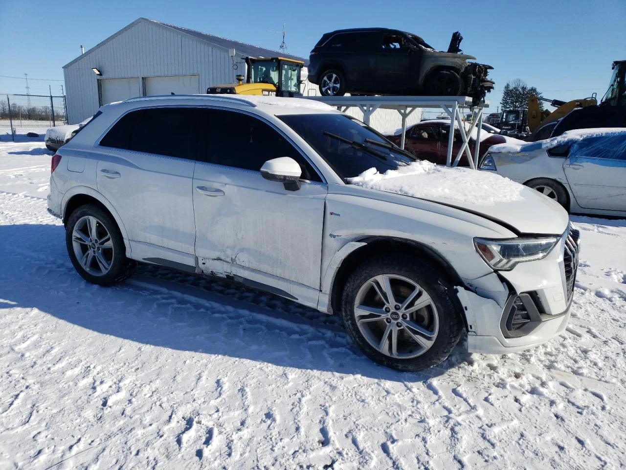 Audi Q3 PREMIUM PLUS S-LINE 45TFSI - изображение 4