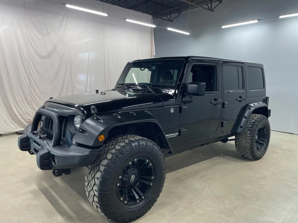 Jeep Wrangler Unlimited Sahara * 4WD* АвтоКредит* (ЦЕНА ДО БГ) - изображение 3