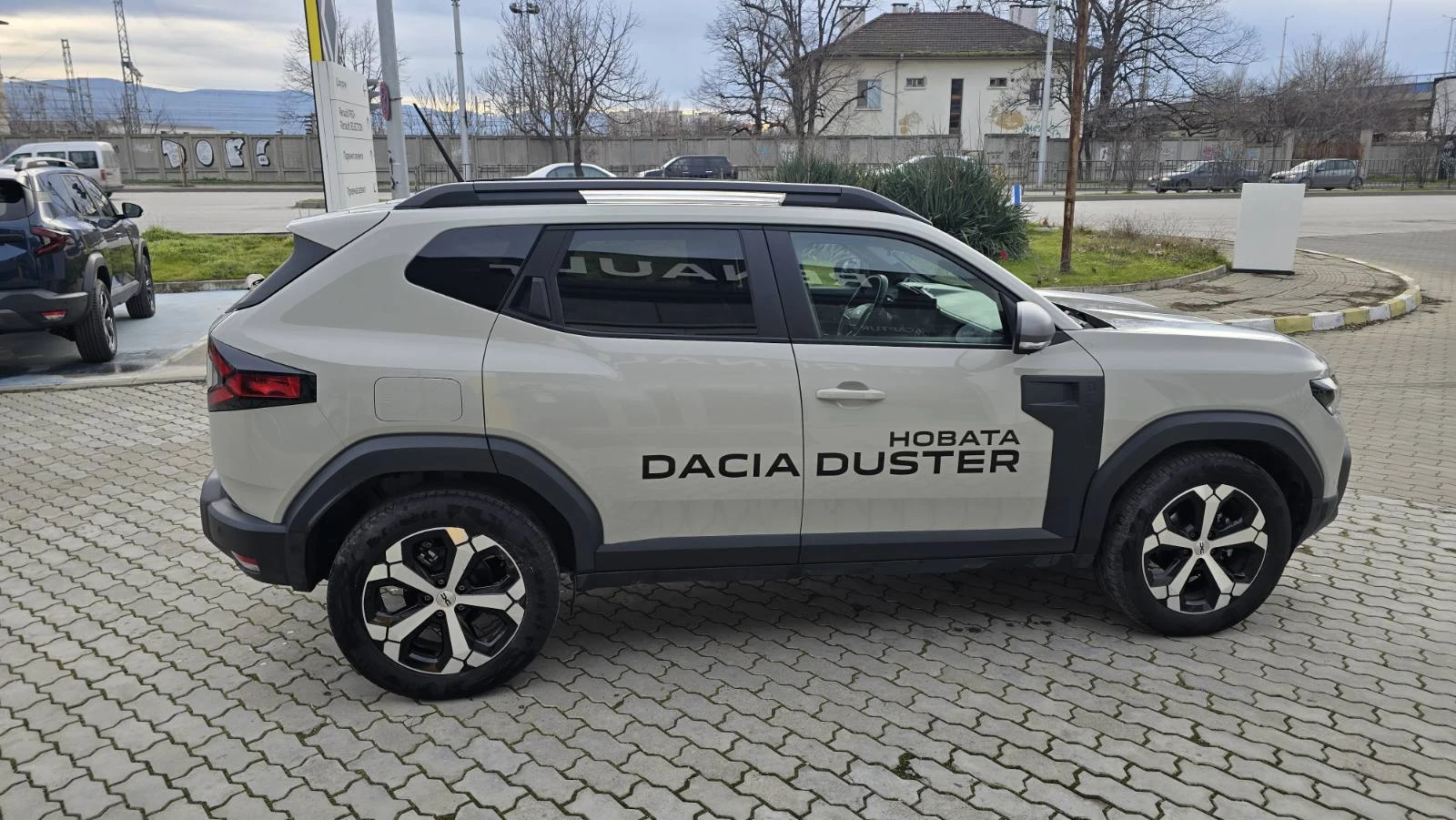 Dacia Duster 1.0 ECO G - изображение 8