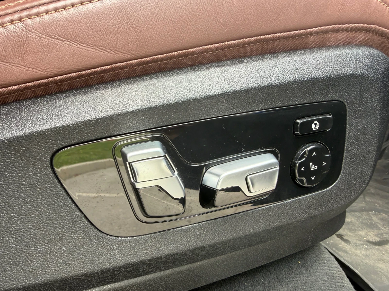 BMW X5 Bmw X5 individual/laser/b58/въздух/67km/, снимка 12 - Автомобили и джипове - 53753001