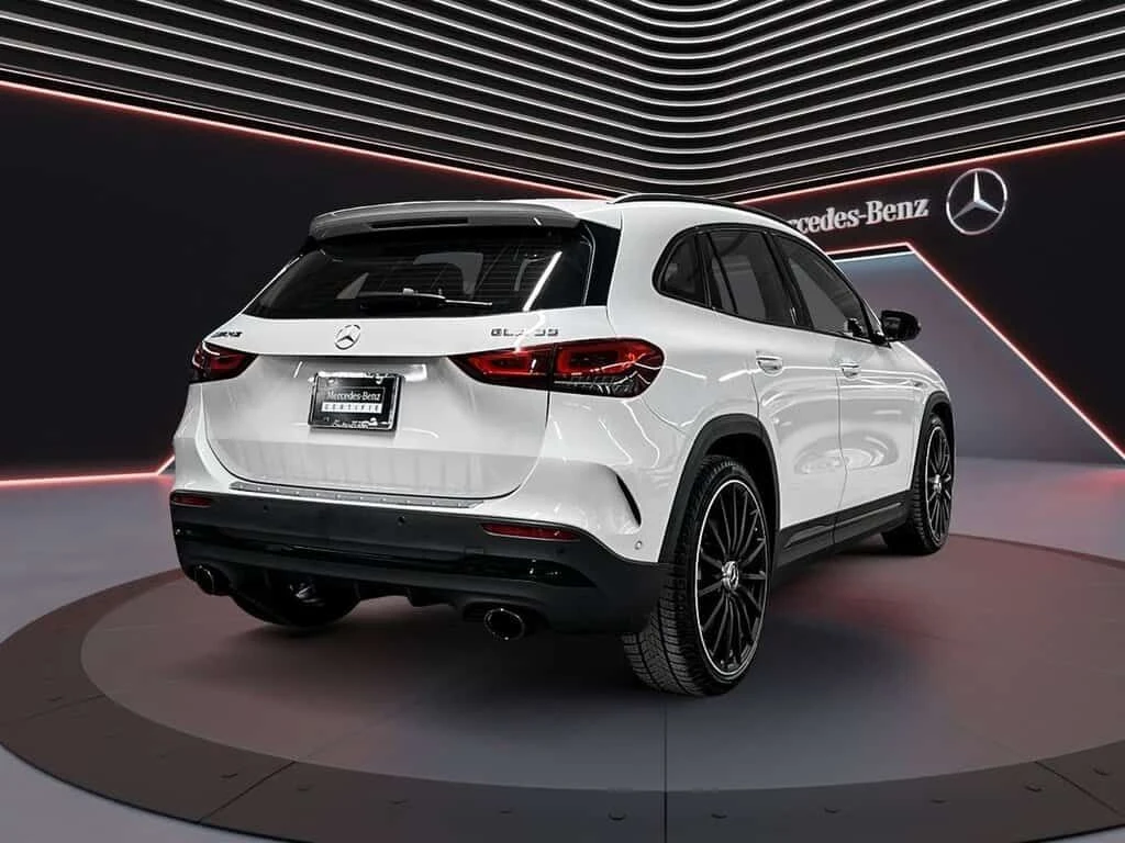 Mercedes-Benz GLA 35 AMG  / DISTRONIC / 360 / , снимка 6 - Автомобили и джипове - 54174703