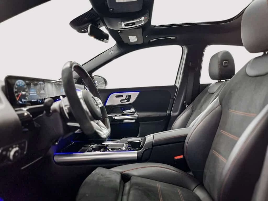 Mercedes-Benz GLA 35 AMG  / DISTRONIC / 360 / , снимка 2 - Автомобили и джипове - 54174703