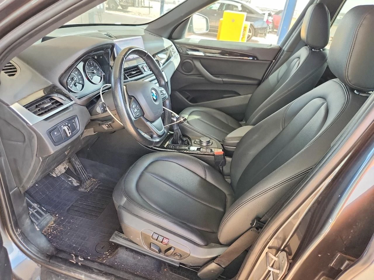 BMW X1, снимка 7 - Автомобили и джипове - 54227650