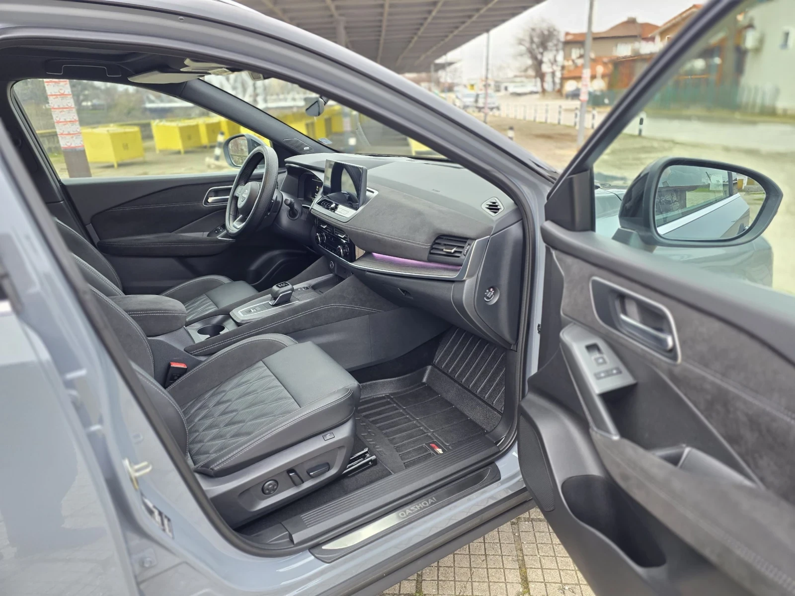 Nissan Qashqai 1.3 DIG-T HO 7 CVT TEKNA PLUS , снимка 12 - Автомобили и джипове - 54461331