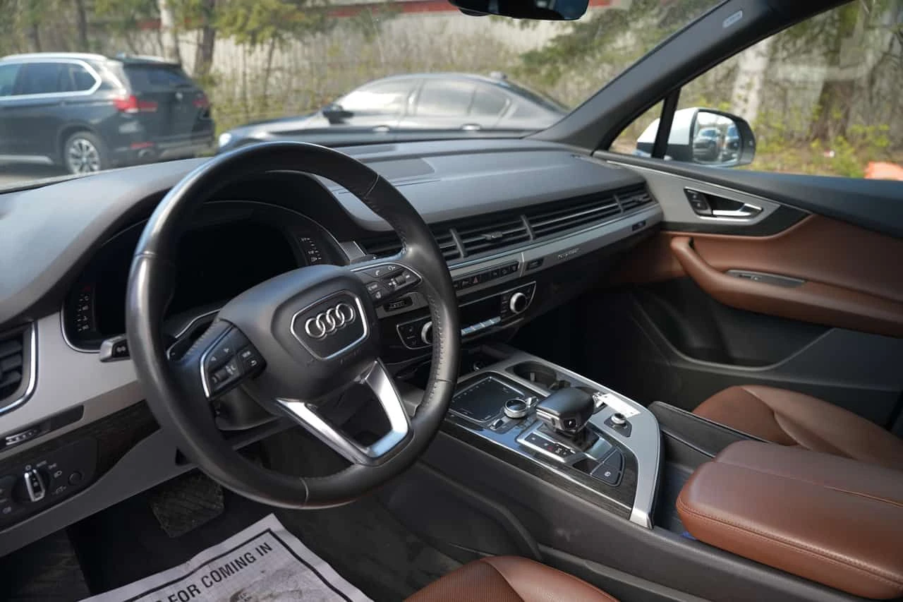Audi Q7 Premium Plus * Подгрев* БЕЗ ПЪРВОНАЧАЛНА, снимка 8 - Автомобили и джипове - 54543843
