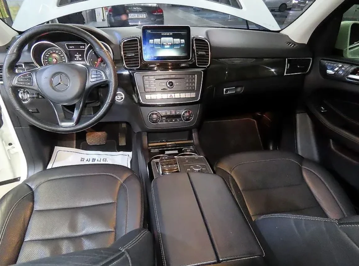 Mercedes-Benz GLE АМГ | ПОДГРЕВИ | ОБДУХВАНЕ | , снимка 6 - Автомобили и джипове - 54948918