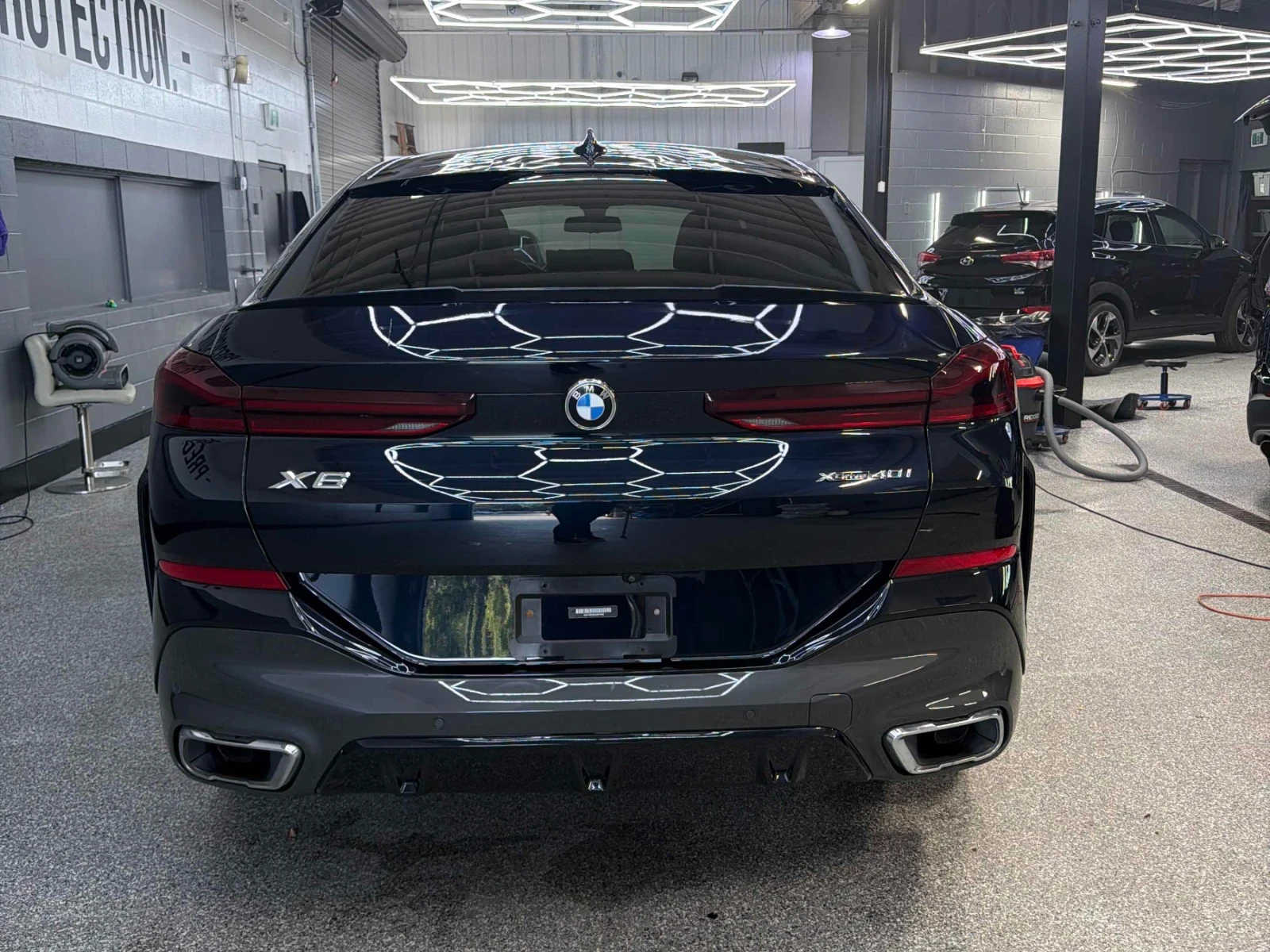 BMW X6 40Xi* M-Pack* Distronic* Soft Close* Digital key, снимка 5 - Автомобили и джипове - 55338587