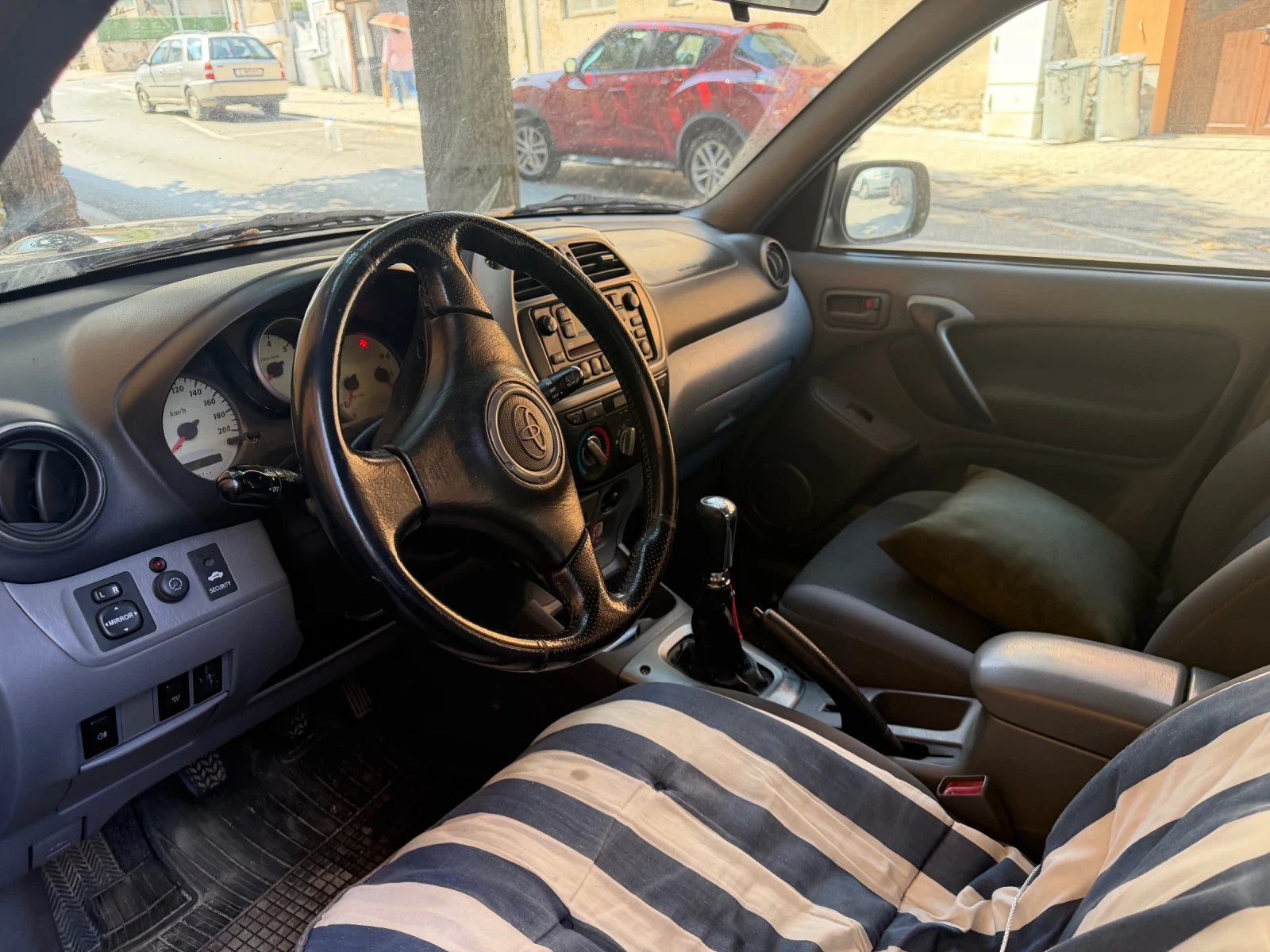 Toyota Rav4, снимка 2 - Автомобили и джипове - 55615540