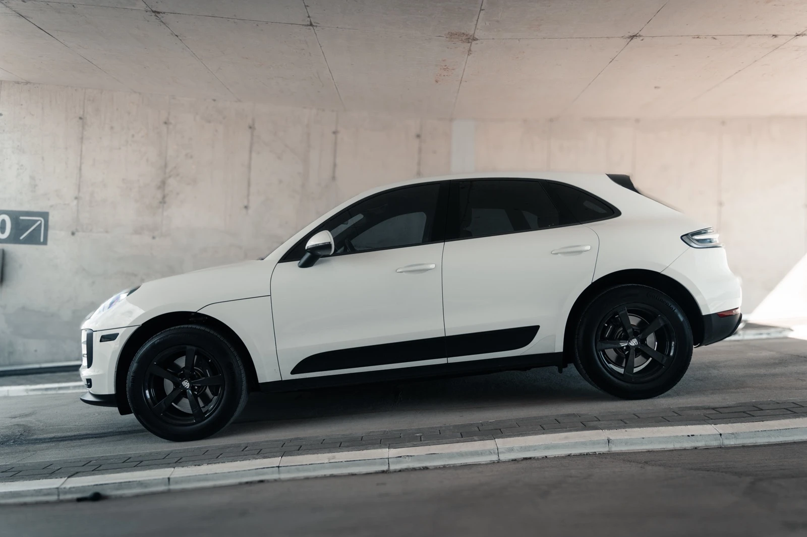 Porsche Macan, снимка 4 - Автомобили и джипове - 56008243