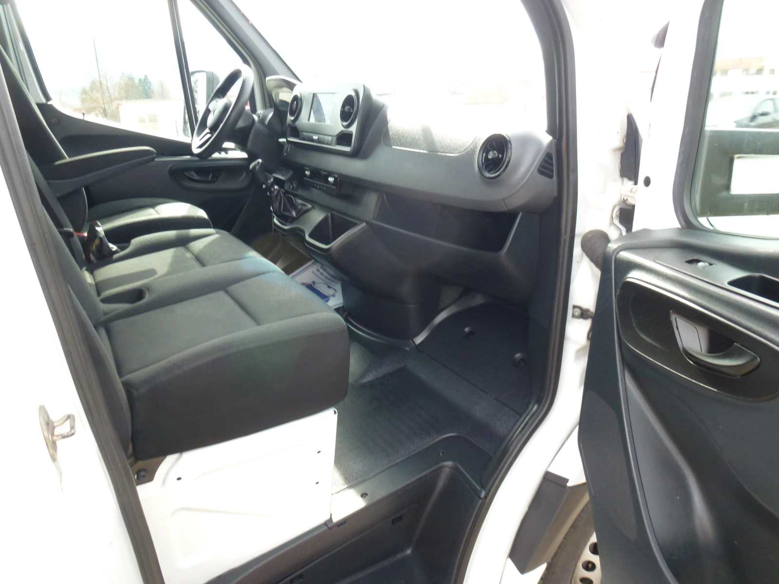 Mercedes-Benz Sprinter 519 V6 В-категория - изображение 6