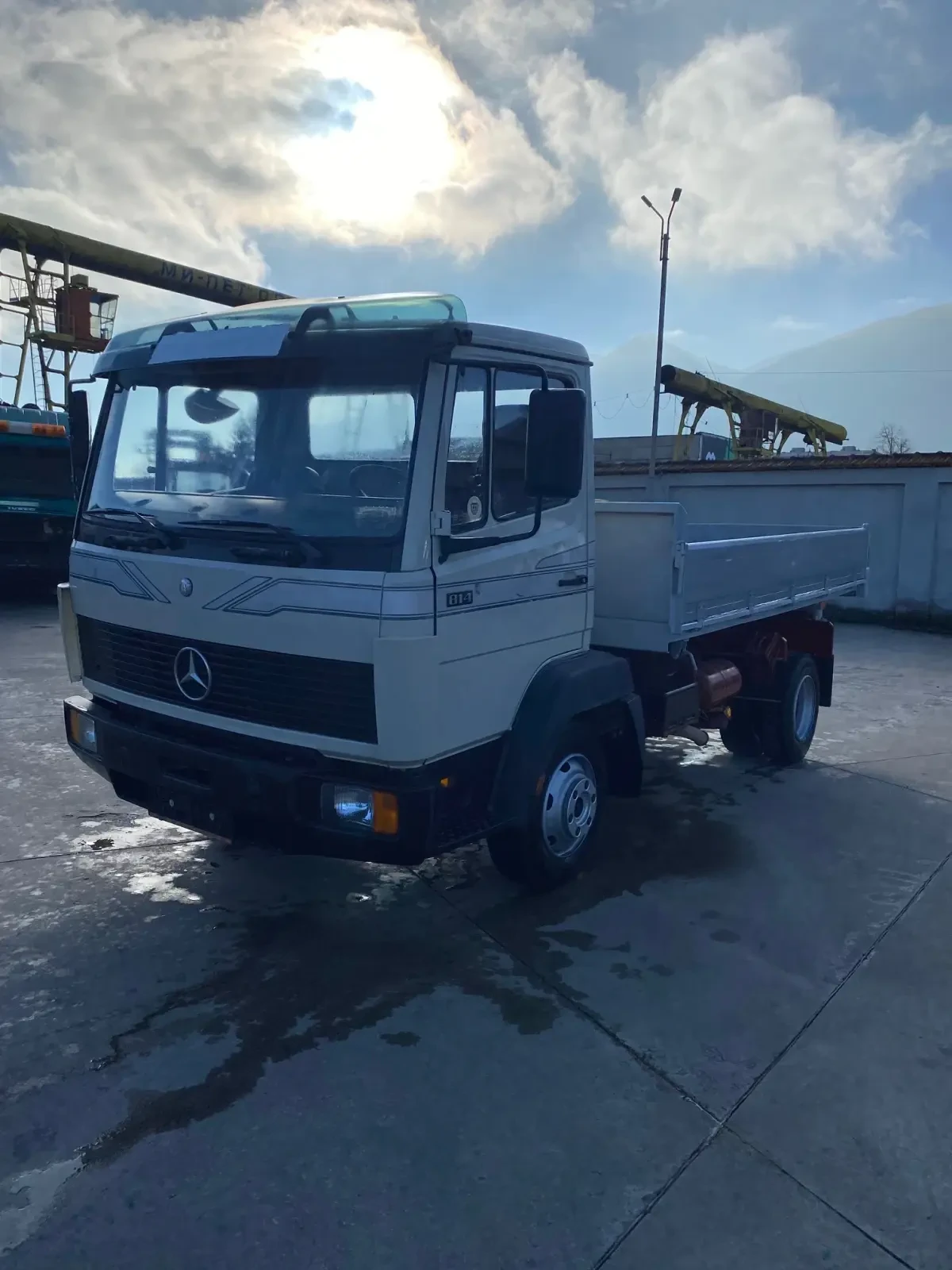 Mercedes-Benz 814 ТОП!!!Реални километри, тристранно разтоварване - изображение 2