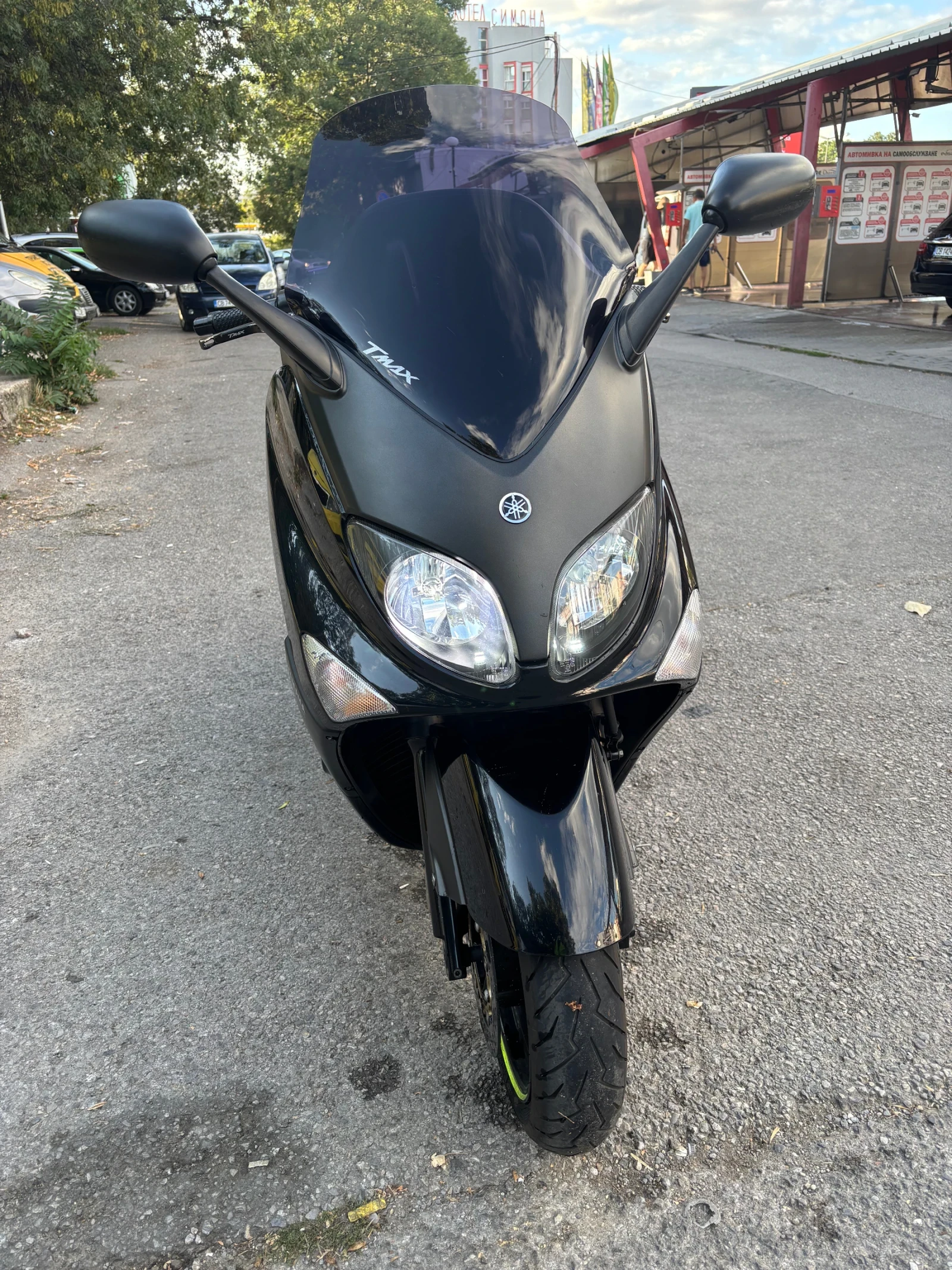 Yamaha T-max