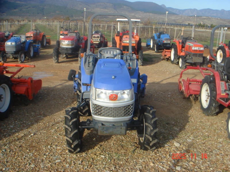 Трактор Kubota СКАЙТРАК, снимка 2 - Селскостопанска техника - 52402140