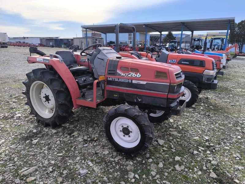 Трактор Mitsubishi Саки агро Сливен , снимка 4 - Селскостопанска техника - 53097658