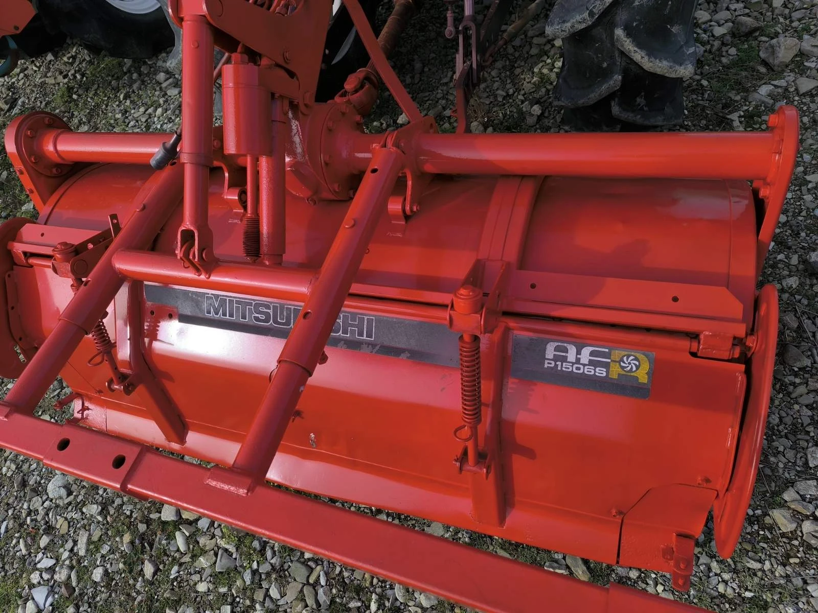 Трактор Mitsubishi Саки агро Сливен  - изображение 3