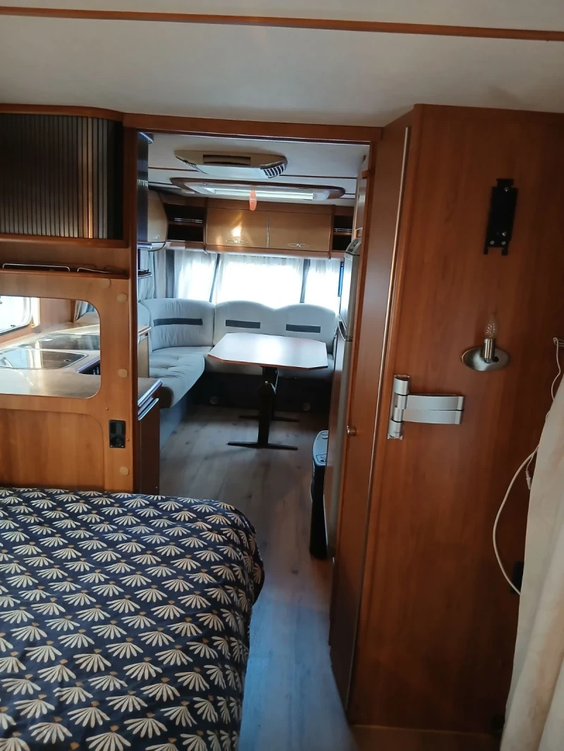 Каравана Dethleffs Exclusive , снимка 5 - Каравани и кемпери - 52270105