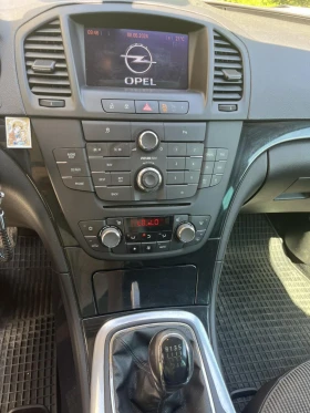 Opel Insignia 2.0 TDCI Sports Tourer, снимка 9