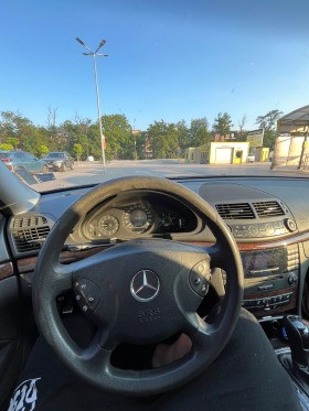 Mercedes-Benz E 320 W211 , снимка 8