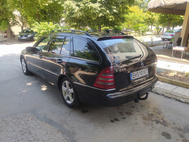 Mercedes-Benz C 200 CDI-220, снимка 3 - Автомобили и джипове - 39845086