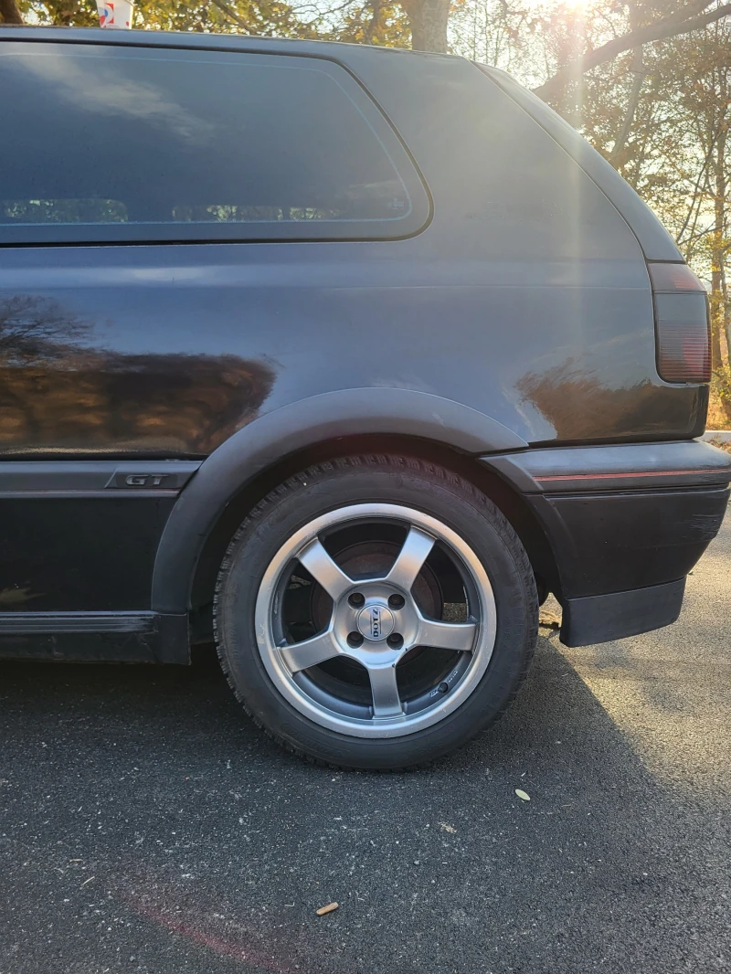 VW Golf, снимка 8 - Автомобили и джипове - 47960093