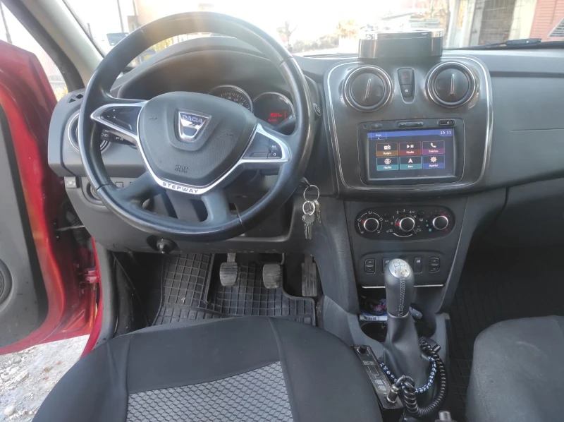 Dacia Sandero Stepway, снимка 10 - Автомобили и джипове - 48089499