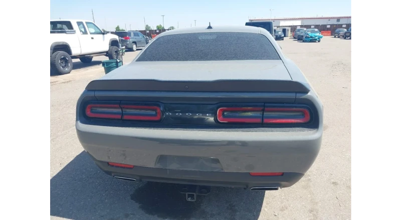 Dodge Challenger, снимка 5 - Автомобили и джипове - 48717810