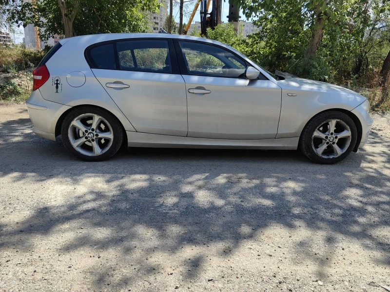 BMW 118 LCI, снимка 5 - Автомобили и джипове - 51425648