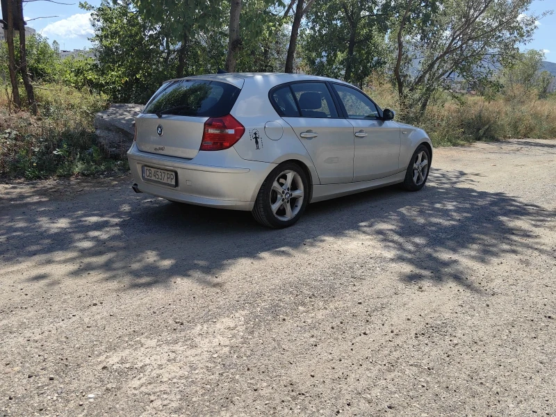 BMW 118 LCI, снимка 9 - Автомобили и джипове - 51425648