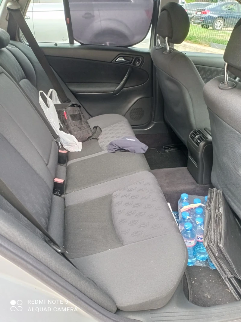 Mercedes-Benz C 220, снимка 10 - Автомобили и джипове - 52012794