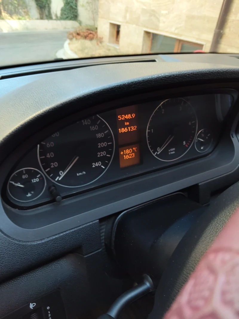 Mercedes-Benz A 160 Много запазен и икономичен автомобил , снимка 6 - Автомобили и джипове - 52772460