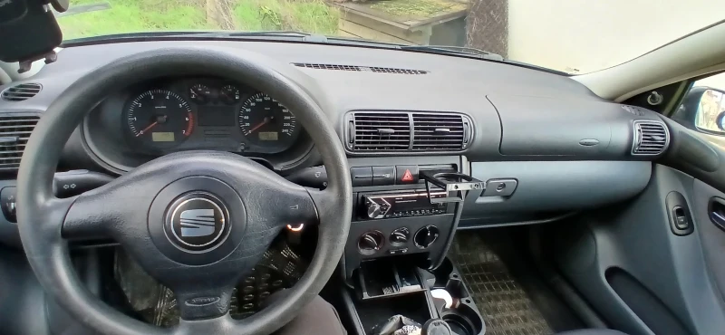 Seat Leon, снимка 8 - Автомобили и джипове - 53018875