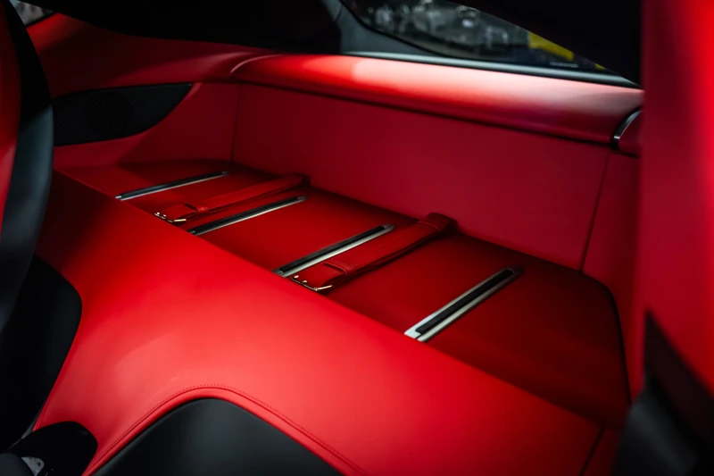 Ferrari 12 Cilindri Coupe Nero, снимка 16 - Автомобили и джипове - 53233716