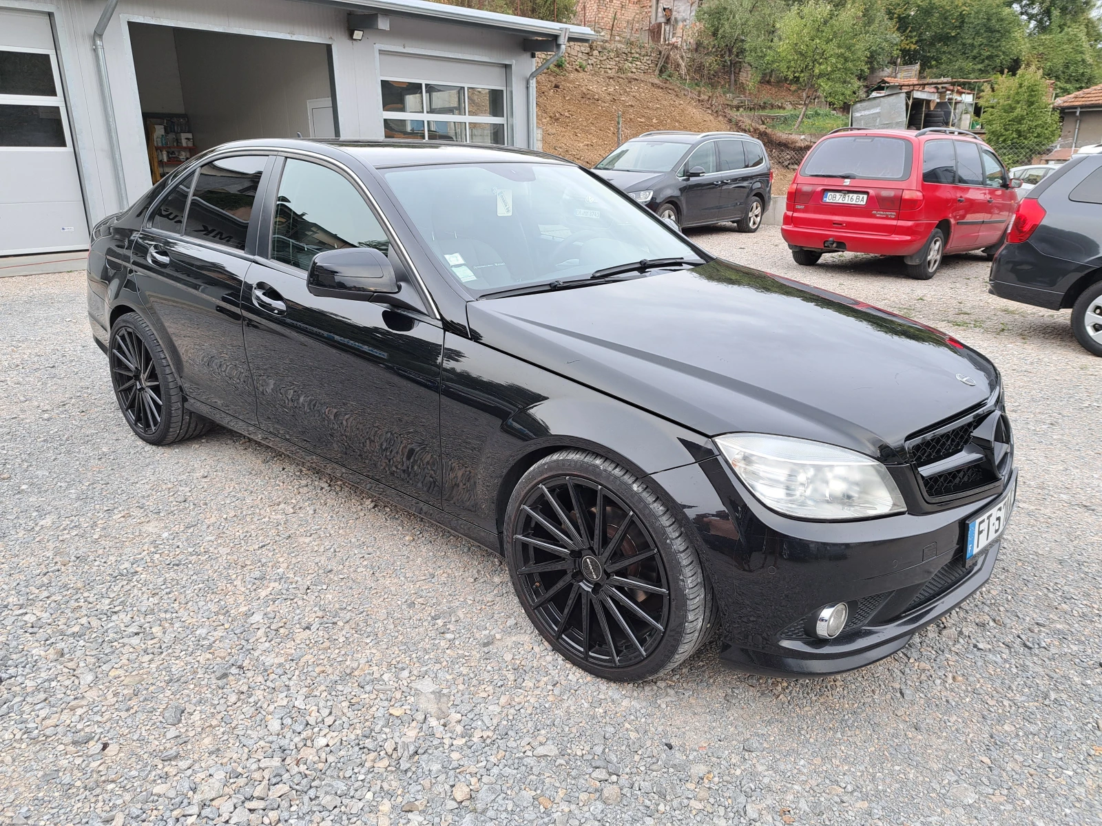 Mercedes-Benz C 220 CDI* AMG* КЛИМА* 6ск - изображение 4