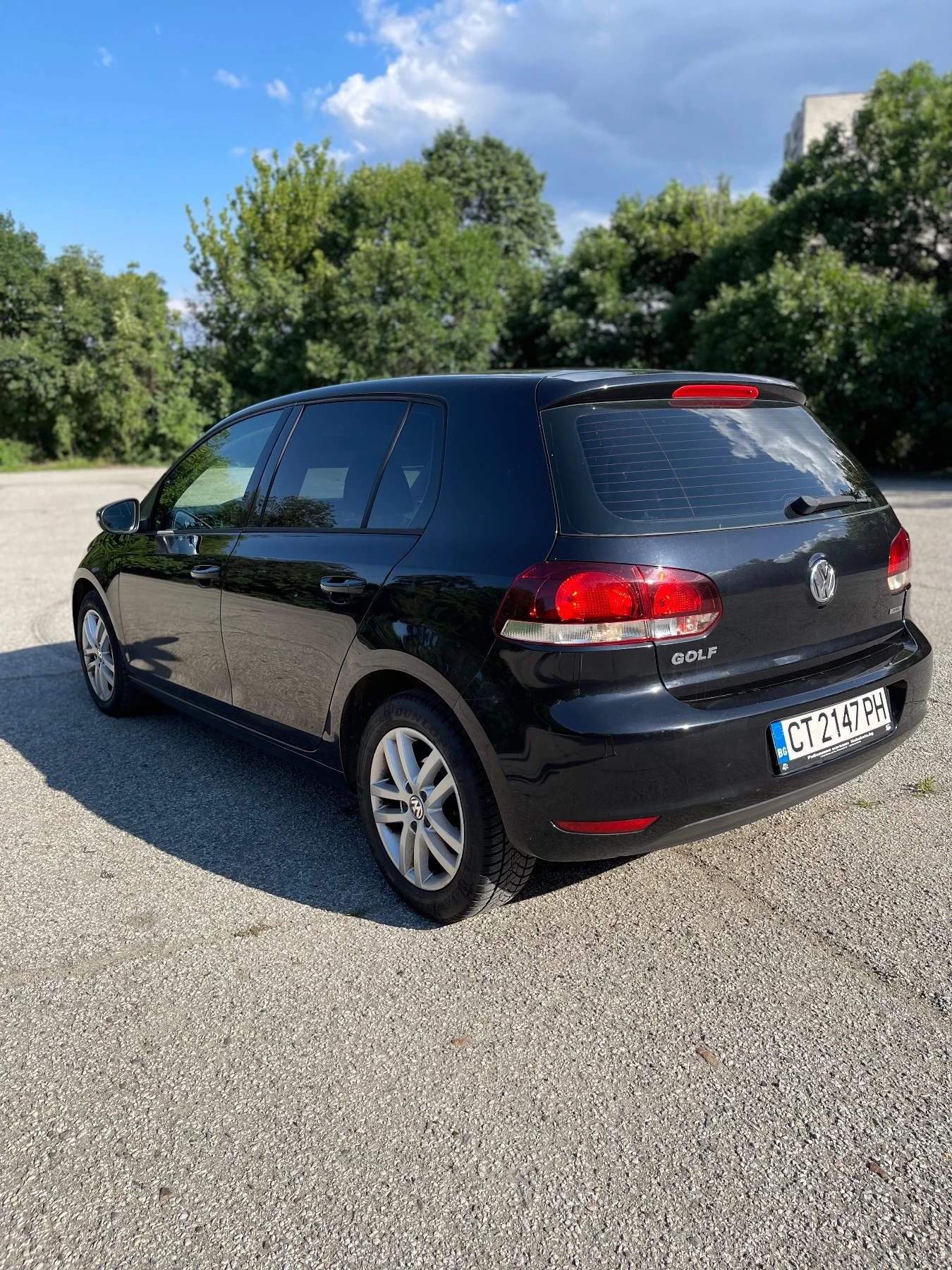 VW Golf 1.6 BiFuel ФАБРИЧНА ГАЗОВА ОБСЛУЖЕНА НАВИ - изображение 5