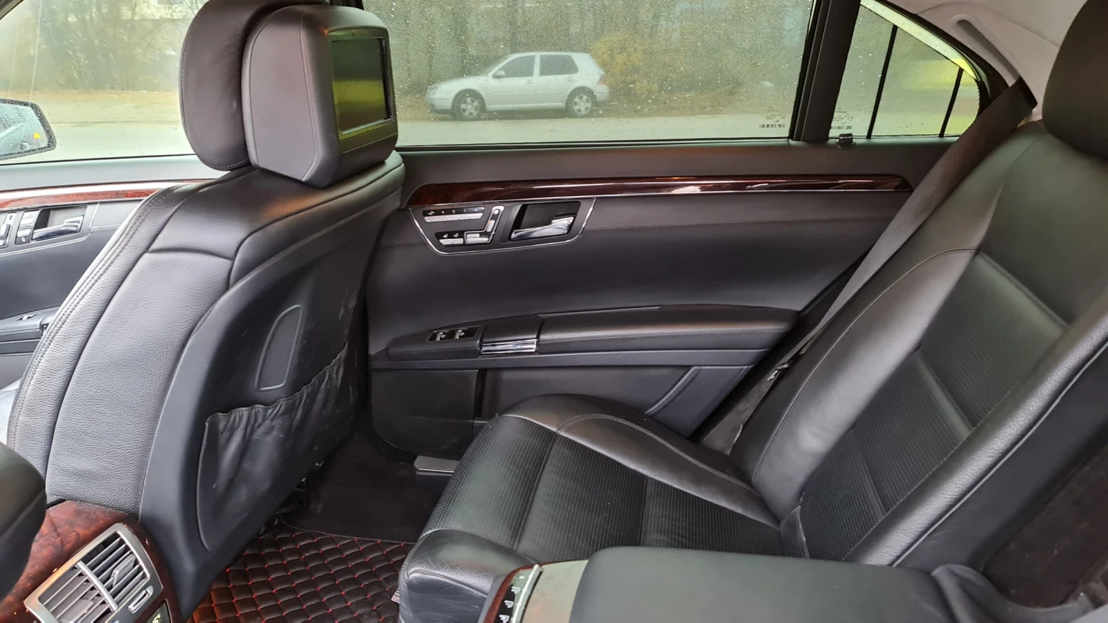 Mercedes-Benz S 63 AMG 174 000 РЕАЛНИ КИЛОМЕТРИ ТОП СЪСТОЯНИЯ - изображение 8