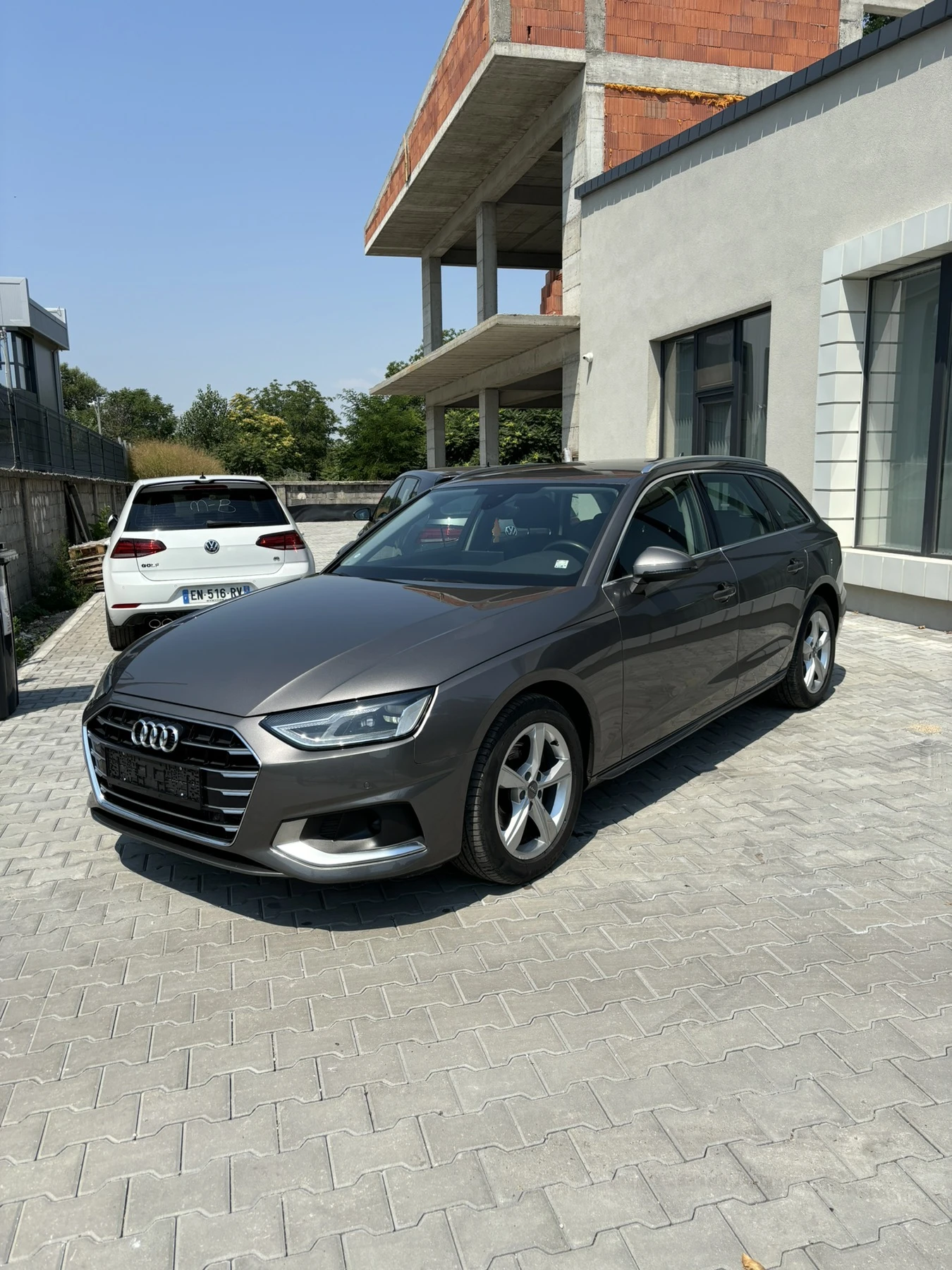 Audi A4 Avant 35 хибрид (MHEV) - изображение 3