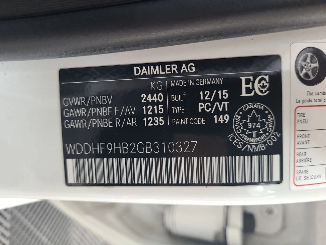 Mercedes-Benz E 250 * CARFAX * АВТО КРЕДИТ * ЦЕНА ДО БГ! - изображение 10
