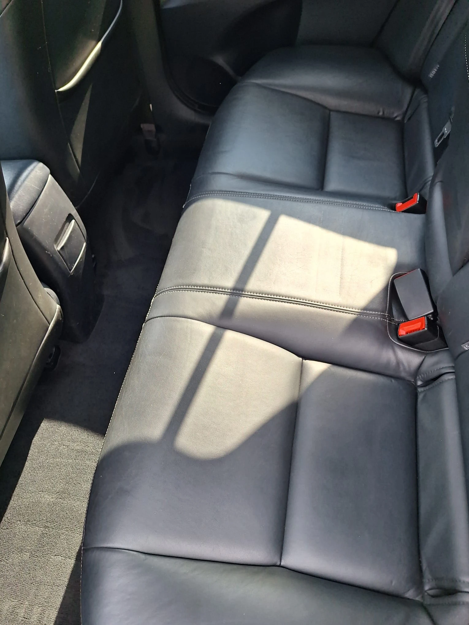 Toyota Avensis 1.8 benzin Avtomat - изображение 10